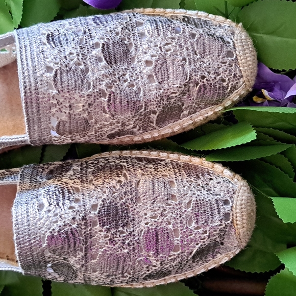 New Metallic Grey  Espadrille size 8 - Picture 5 of 5